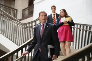 Richard Blumenthal Walking Down The Stairs Wallpaper