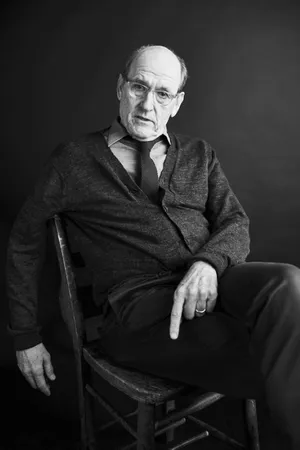 Richard Jenkins In Last Flag Flying Wallpaper