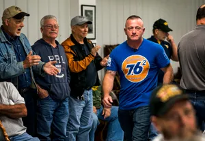 Richard Ojeda Making An Entrance Wallpaper