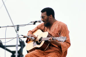 Richie Havens At Woodstock Wallpaper