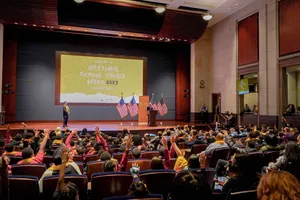 Rick Scott Speaking At Student Rally Wallpaper