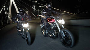 Riders On Yamaha Mt 15 Wallpaper