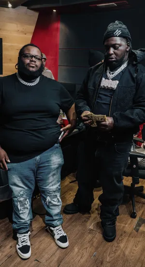 Rio Da Yung Og Studio Session Wallpaper