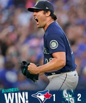 Robbie Ray Celebrate Pose Wallpaper