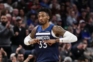 Robert Covington Devotion For His Team Wallpaper