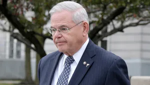 Robert Menendez Leaving The Federal Courthouse Wallpaper