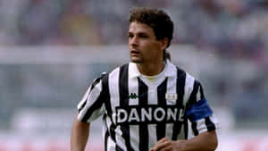 Roberto Baggio Juventus F C Stripes Wallpaper