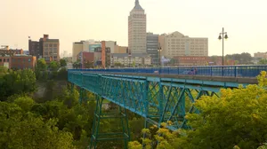 Rochester Skylineand Bridge Wallpaper