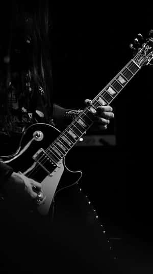 Rocking_ Black_and_ White_ Electric_ Guitar Wallpaper