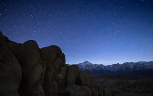 Rocks Alabama Hills Night Sky Wallpaper