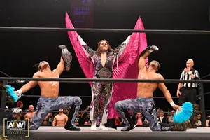 Roh Champion Dalton Castle With The Boys Full Shot Wallpaper