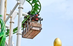 Rollercoaster Ride Universal Studios Singapore Wallpaper