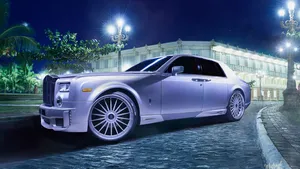 Rolls-royce 4k Phantom On Cobblestone At Night Wallpaper