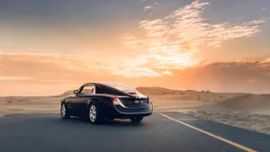 Rolls-royce 4k Wraith On Desert Road Wallpaper