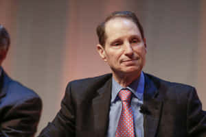 Ron Wyden Black Suit Dotted Tie Wallpaper