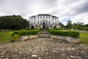 Rose Hall Great House Entrance Pathway Wallpaper