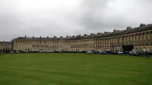 Royal Crescent Bath U K Georgian Architecture Wallpaper