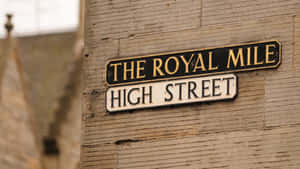 Royal Mile High Street Sign Wallpaper