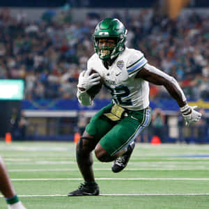 Running Backin Actionat Game Wallpaper