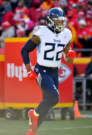 Running Derrick Henry Wallpaper