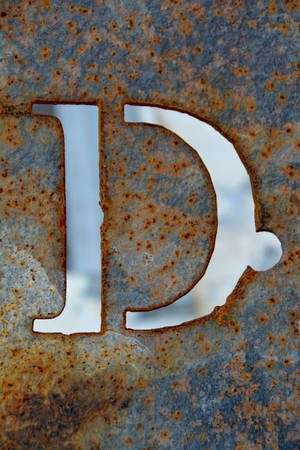 Rusty Letter D Phone Wallpaper