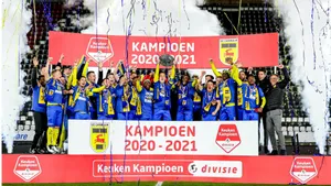 S C Cambuur Celebrates Championship20202021 Wallpaper