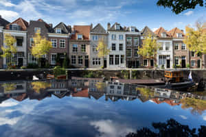 S Hertogenbosch Canal Reflections Wallpaper