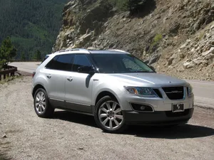 Saab 9-4x - A Blend Of Scandinavian Elegance And Performance Wallpaper