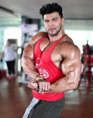 Sahil Khan - India's Renowned Bodybuilder In Action Wallpaper