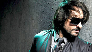 Saif Ali Khan Glamorous Photoshoot Wallpaper