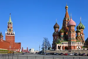 Saint Basils Cathedral Spasskaya Tower Daytime Wallpaper