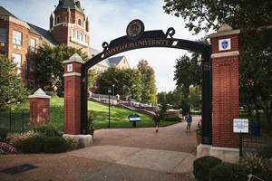 Saint Louis University Arch And Doburg Wallpaper