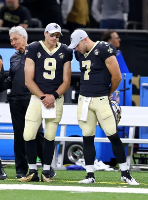 Saints Quarterbacks Sideline Moment Wallpaper