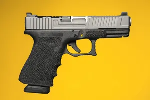 Salient Black Gun Wallpaper