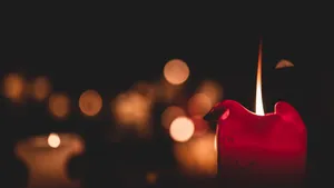 Salient Candle Wallpaper