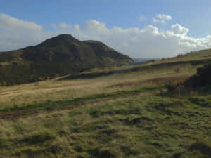 Salisbury_ Crags_ Edinburgh_ Landscape Wallpaper