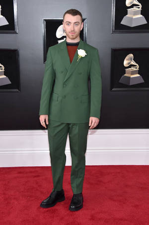 Sam Smith At 2018 Grammys Wallpaper