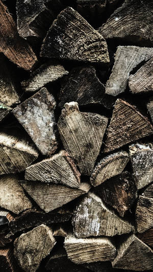 Samsung Galaxy S7 Edge Displaying Stunning Firewood Wallpaper Wallpaper