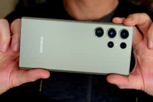 Samsung S23 Ultra Rear Camera Display Wallpaper