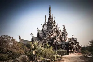 Sanctuary Of Truth With Darkened Corners Wallpaper