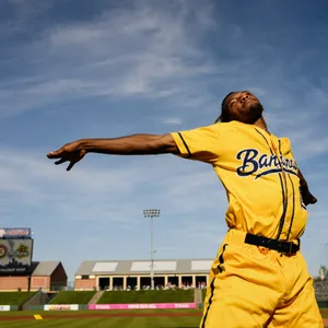 Savannah Bananas Player Pitching Stance Wallpaper