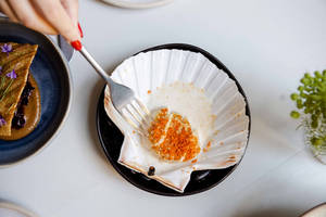 Scallops Dish Shell And Caviar Wallpaper