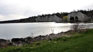 Scarborough_ Bluffs_ Lakeside_ View Wallpaper
