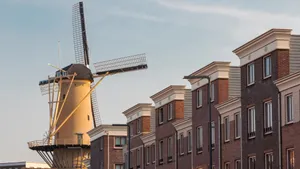 Schiedam Windmill Above Houses Dusk Wallpaper