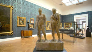 Sculpturesin Art Gallery Wallpaper