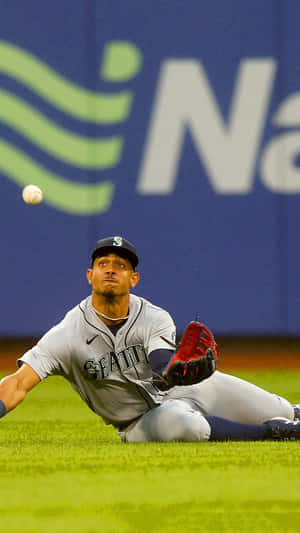 Seattle Mariners Player Catching Ball Wallpaper