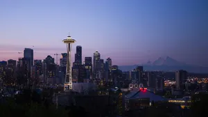 Seattle Skyline Space Needle Dusk Wallpaper