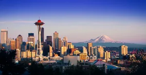 Seattle Skyline Space Needle Mount Rainier View Wallpaper
