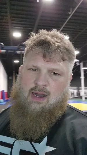 Selfie Of Roy Nelson Wallpaper