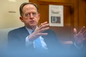 Senator Pat Toomey In A Private Meeting Wallpaper
